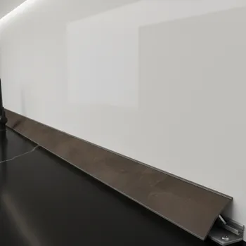 Kuchyňská pracovní deska Egger Těsnicí lišta Titanit Šedá / F227 4000 mm