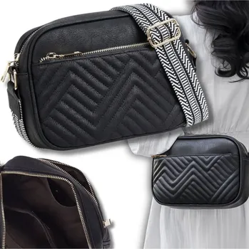 Kabelka Camerazar Elegantní černá dámská kožená kabelka přes rameno s prošíváním