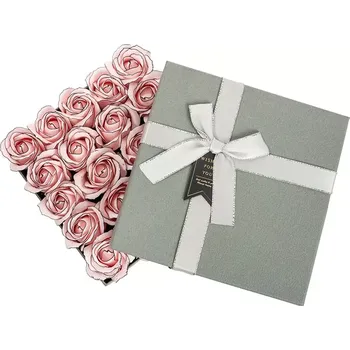 Mýdlo Mýdlová kytice Noir Rose L | Šedý Čtvercový Flower Box (Nádherný dárkový Box s celkem 22x růžovými mýdlovými růžemi s černým okrajem v luxusním Flower Boxu ve tvaru čtverce o rozměru 18,5x18,5x11cm převázaný mašlí a věnováním)