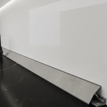 Kuchyňská pracovní deska Egger Těsnicí lišta Granite Cascia Světle šedá / F031 4000 mm