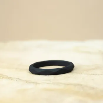 Prsten Prstýnek Edge Barva: Černá, Velikost: XS - 52 mm