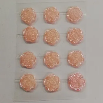 Svatební dekorace Samolepící růže na lepicím proužku - světle růžová - 12ks