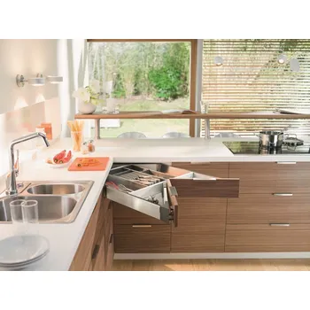 Nábytkové kování K-BLUM Antaro, zásuvka M 600mm/65kg, bílá, Space Corner Syncromotion (K-BLUM Antaro, zásuvka M 600mm/65kg, bílá, Space Corner Syncromotion)