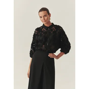 Dámská košile Tatuum KRÁTKÁ KOŠILE S KVĚTINOVÝMI APLIKACEMI – BRINI 1