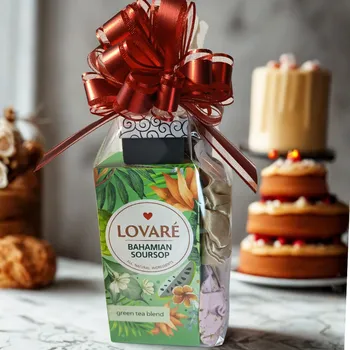 Dárkový potravinový koš Dárkový balíček s čajem Lovaré, přívěskem a gumičkami Lovaré - Spices Harmony