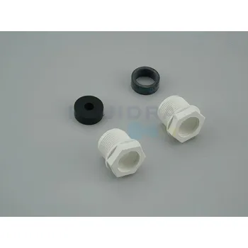 Průchodky a těsnění v krabici protiproud