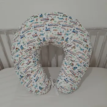 Kojící polštář Pro útulný domov Kojící polštář minky Vláček