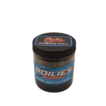 Boilies Splashbaits Boilies v dipu Švestka-Chilli 200 g
