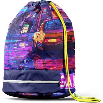 Panel se střihem na sportovní vak game over 1