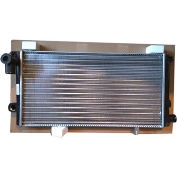 Chladič motoru Chladič vody POLCAR 239008A5