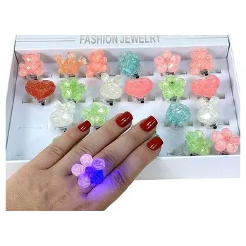 Nestandardní parfém Pierścionek ze światłem 24szt