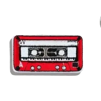 Nášivka Nažehlovací nášivka - retro kazeta červená (6,3 x 3,9 cm)