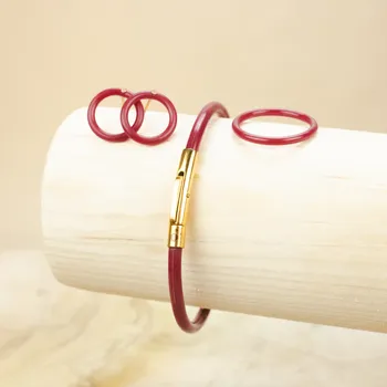 Sada simply vínová - připínací Velikost náramku: 19 cm, Velikost Prstýnku: S - 56 mm, Barva ocelových komponentů: zlatá