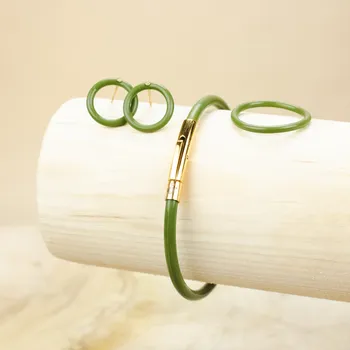 Sada simply zelená - připínací Velikost náramku: 19 cm, Velikost Prstýnku: M - 60 mm, Barva ocelových komponentů: zlatá