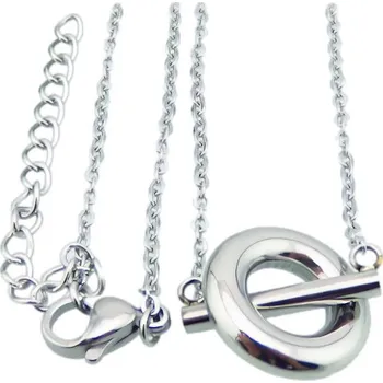 Řetízek Náhrdelník s moderním uzávěrem, délka 400 mm, šířka 1,7 mm, přívěsek 15 mm, váha 6 g.