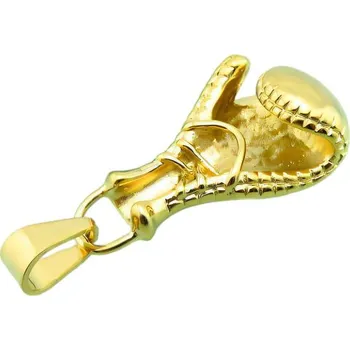 Přívěsek Přívěsek ve tvaru boxerské rukavice s délkou 47 mm a šířkou 26 mm, váha 35 g.