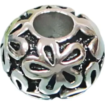 Přívěsek Přívěsek s květinovým motivem, průměr 15 mm, výška 11 mm, stříbrná barva.