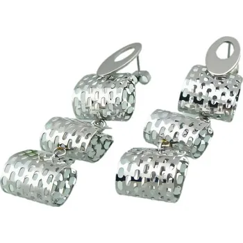 Náušnice Náušnice s perforovanými kroužky a oválným zavěšením, stříbrná barva, elegantní design, kód produktu: 7NE24799.