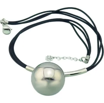 Řetízek Náhrdelník s kulatým přívěskem a černým řetízkem, průměr přívěsku 25 mm, délka náhrdelníku 400 mm, šířka 1.5 mm.