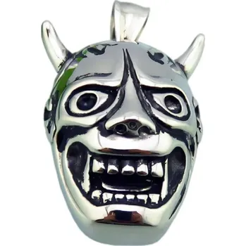 Přívěsek Přívěsek s motivem masky, rozměry 36x27 mm, váha 19 g. Unikátní design pro odvážné osobnosti.