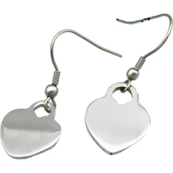 Náušnice Náušnice ve tvaru srdce, průměr 15 mm, lehké a elegantní, ideální pro každodenní nošení.