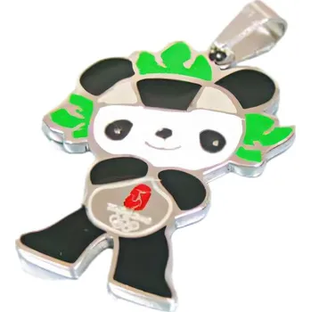 Přívěsek Přívěsek s pandou a zelenými detaily, originální design pro každodenní nošení.