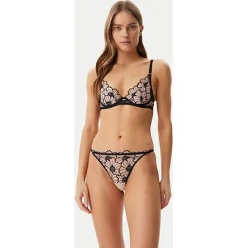 Podprsenka Chantelle Podprsenka s kosticemi Lush C22ONA Černá 95D