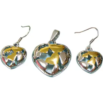 Souprava šperků Set srdíčkových šperků se zlatými detaily – náušnice a přívěsek, stříbrná barva, elegantní design.