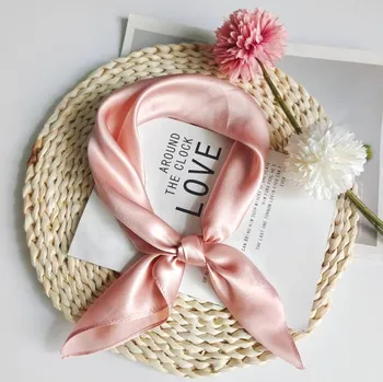 Šátek Hedvábný šátek růžový jednobarevný 53x53 cm v dárkovém balení, HEDVÁBNÝ SVĚT