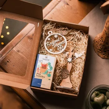 Kosmetická sada Vánoční sada s čajem pro babičku