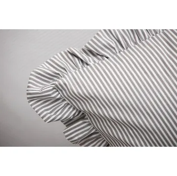 Polštář Podpěrová s.r.o. Polštář s kanýrem ŠEDÝ PROUŽEK Velikost: Krepový povlak s kanýrem 50x70 cm N