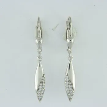 Náušnice Zlaté visací náušnice z bílého zlata