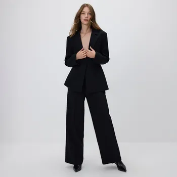 Dámské kalhoty Reserved - Kalhoty s&nbsp;nažehlenými puky - černý - 955HF-99X - 955HF-99X-XS