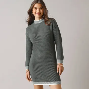 Dámské oblečení Úpletové šaty se stojáčkem a kontrastními lemy khaki/režná 54