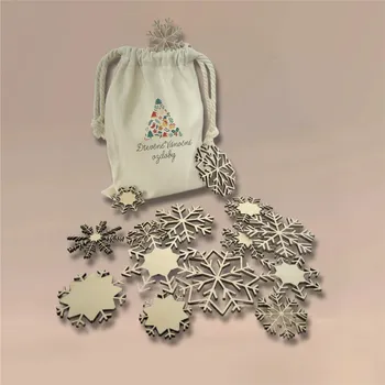 Dárková krabička Dřevěné ozdoby na stromeček v pytlíku (15ks)