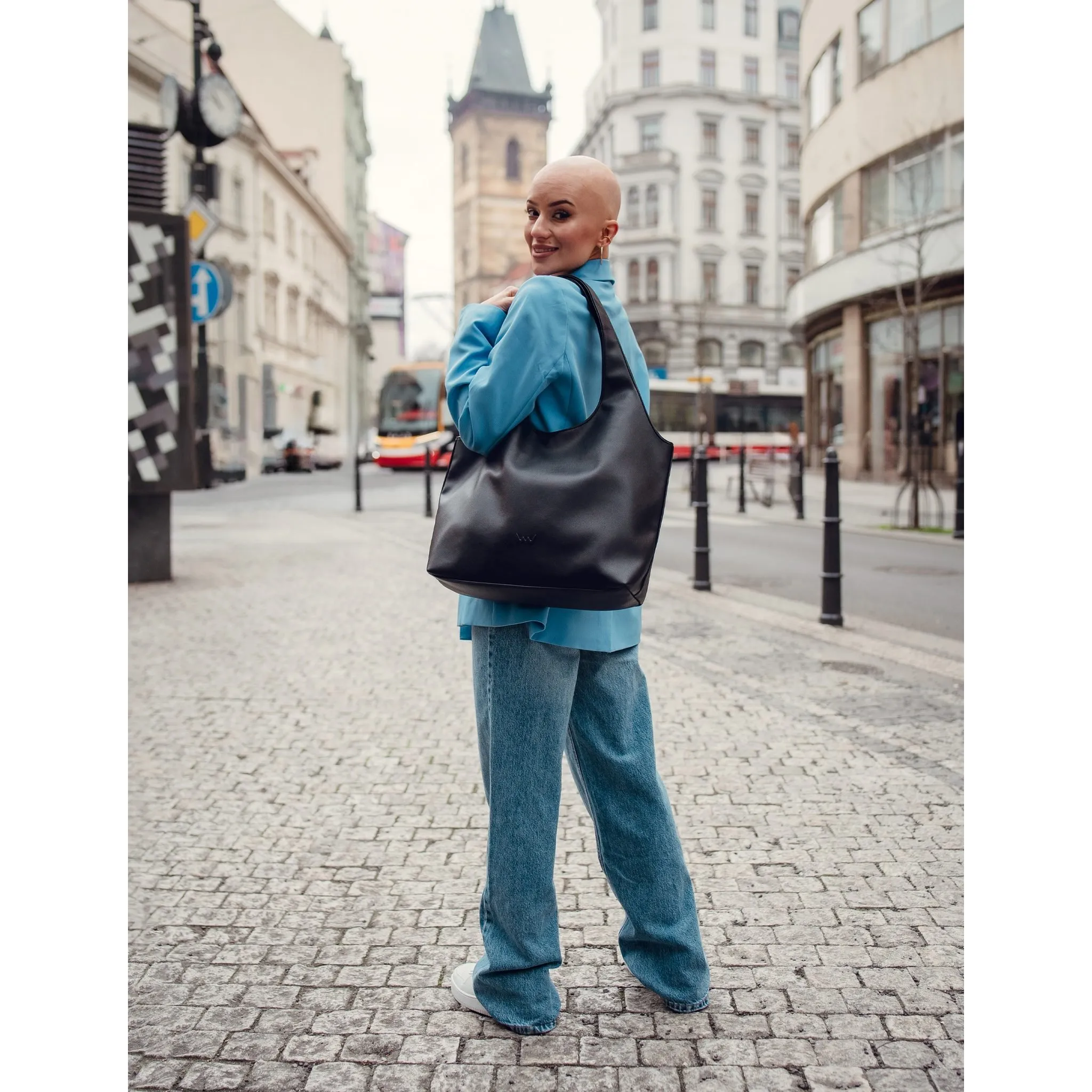 Fotografie 7 - Kabelka Vuch Eileen černá
