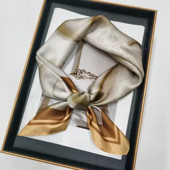 Šátek Hedvábný šátek odpolední latté 68x68 cm v dárkovém balení, HEDVÁBNÝ SVĚT