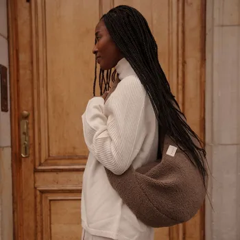 STUDIO NOOS Crossbody taška Teddy Brown