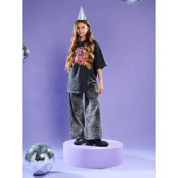 Sinsay - Bavlněné tričko se&nbsp;sepraným efektem - černá - 333GG-99X - 333GG-99X-140