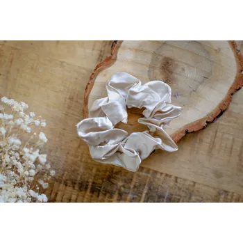 Velká hedvábná gumička, HEDVÁBNÝ SVĚT Barva hedvábí: krémově zlatá