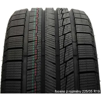 4x4 pneu Superia Bluewin UHP3 110V XL 275/45 R20 ZIMNÍ