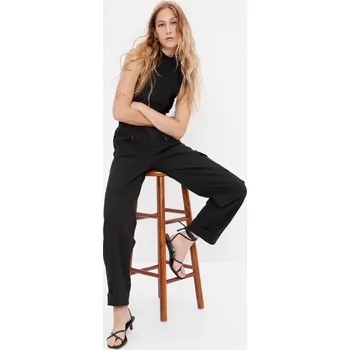 Dámské kalhoty Dámské Kalhoty Tapered Utility GAP 455241-03 Velikost: XS Tričko zdarma při nákupu nad 3000,-!