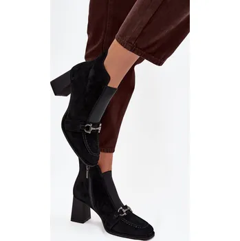 Dámské kozačky Dámské kotníkové boty z přírodního semiše na podpatku Artiker 57C0222 Barva: Černá, Velikost: 41