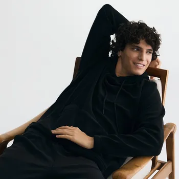 Pánská mikina Reserved - Polarová mikina s kapucí - černý - 7361H-99X - 7361H-99X-XL