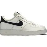 Nike Wmns Air Force 1 '07 'White Black' Velikost: 36