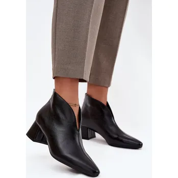 Dámské polobotky Dámské polobotky na podpatku C-952 Černá - BELLUCCI černá 38