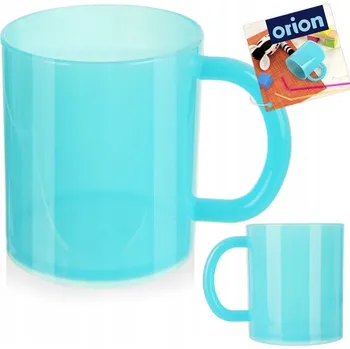 Dětský plastový hrnek na pití