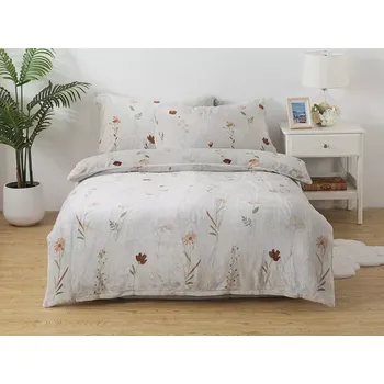 Povlečení Novinka 2025! Luxusní ložní souprava mikroplyš s 3D efektem – 70×90 / 140×200 cm - DIVOKÉ MÁKY Exclusive