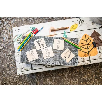 Dřevěná hračka BeWooden Lišácké vkládací puzzle 4 v 1 - Lišárna