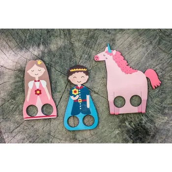 Výuková hračka BeWooden Loutkové prstové divadlo - princ, princezna, jednorožec